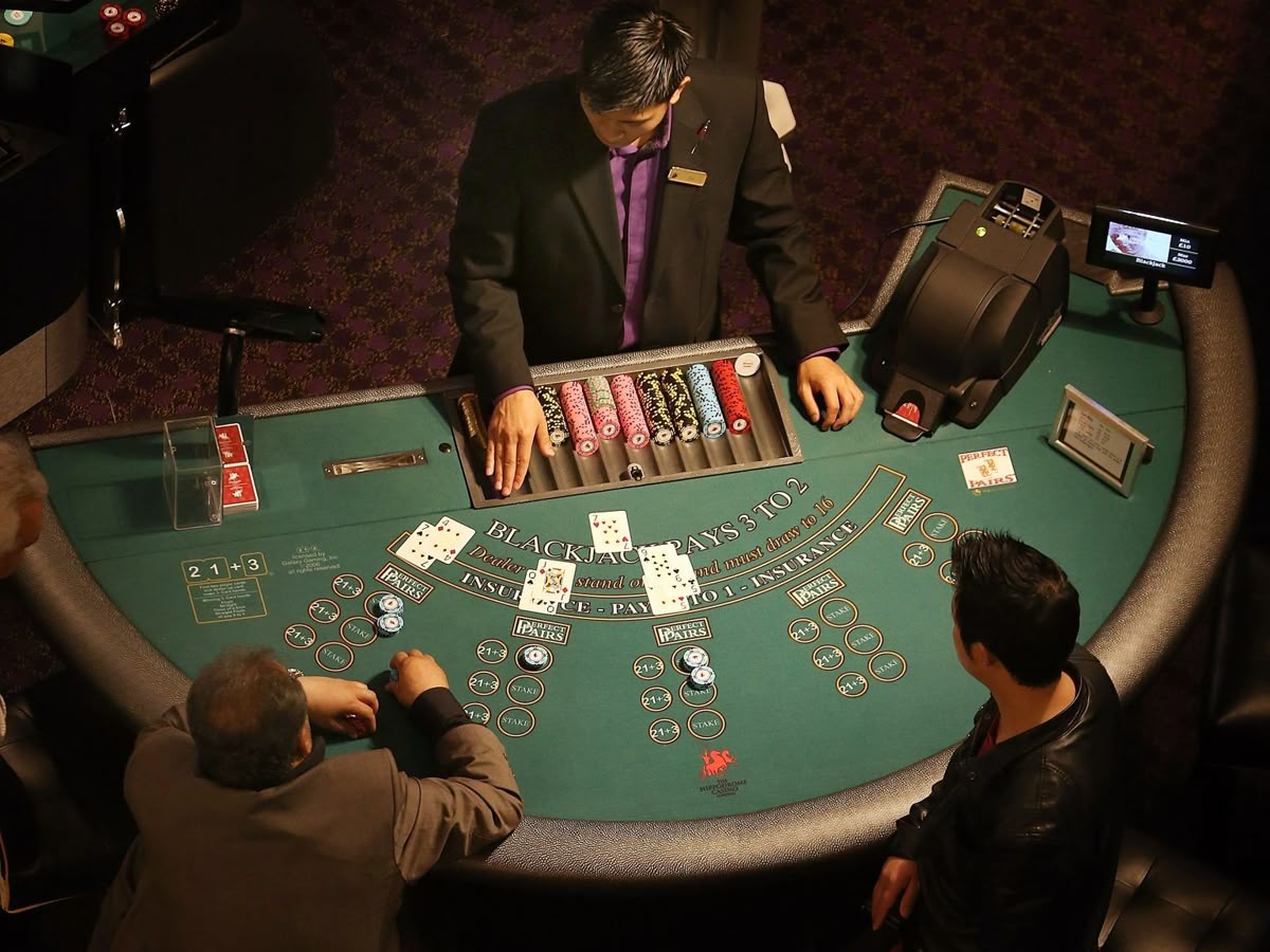 Boot Hill Casino کیسینو میں پوکر گیمز